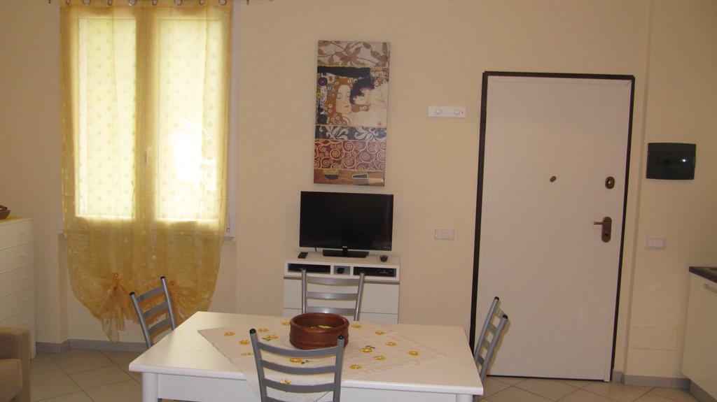 Lusso Accessibile E Servizi Lerici Habitación foto